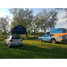 L'air camping è un modello di tenda per il tetto dell'auto, molto spazioso al suo interno.
