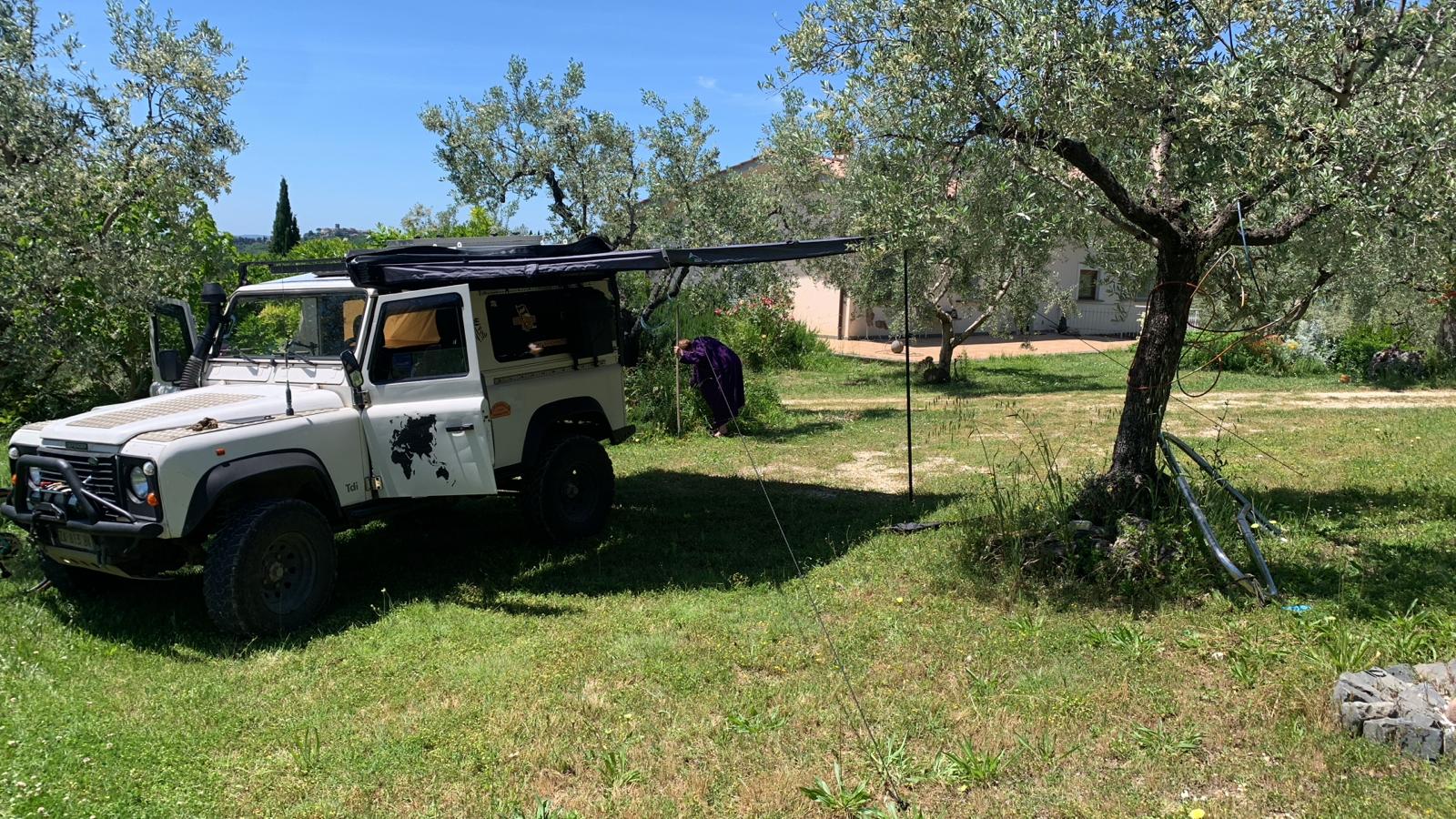 tendalino 270° per Defender, vista posteriore